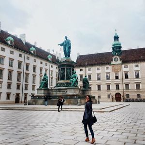 Meet your Posher, Lauren